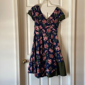 Unique Vintage 1950s Swing Dress